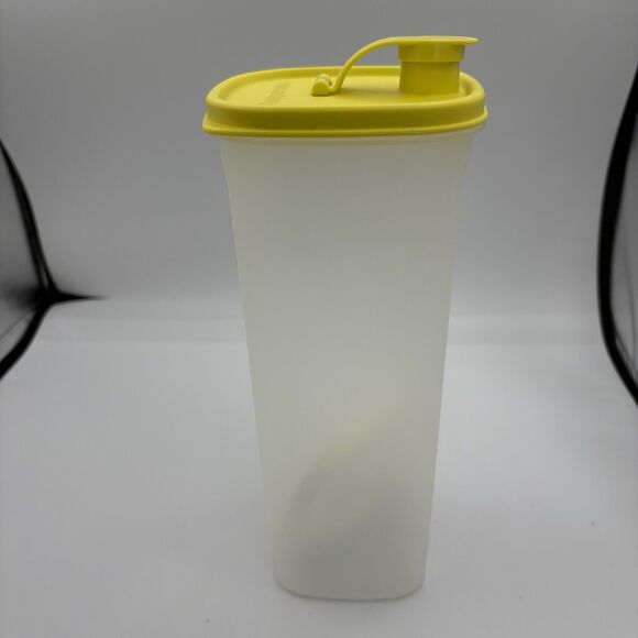 Tupperware Slim Line Pitcher 8 Cups 2 L w Yellow Lid‎ Jug Container Carafe F4 - Picture 6 of 10